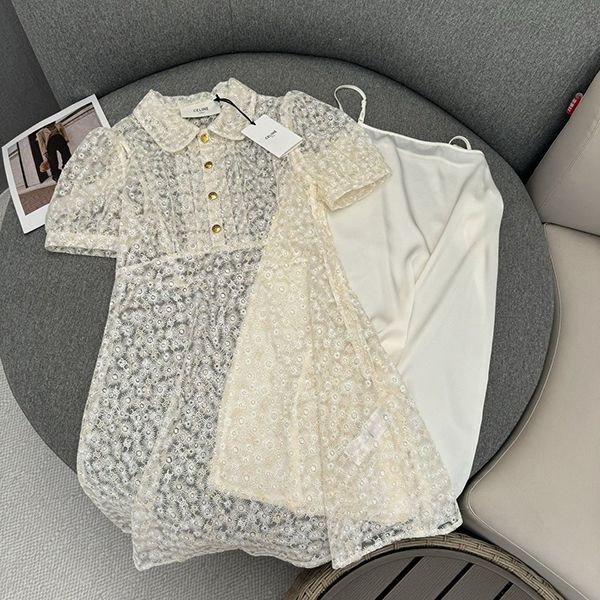 限定希少セリーヌ リトルデイジー刺繍レースドレス偽物 2R65J548V